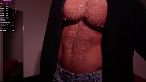 Snapshot of mrj9921 chatting on 01.18.26 Juan online show from 01.18.26