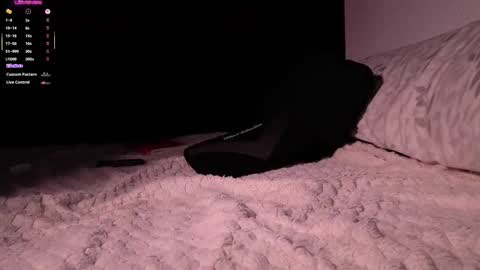 Snapshot of mrj9921 chatting on 02.04.26 Juan online show from 02.04.26