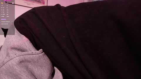 Snapshot of mrj9921 chatting on 04.08.26 Juan online show from 04.08.26