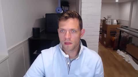 Snapshot of mrkenridge chatting on 09.26.25 mrkenridge online show from 09.26.25