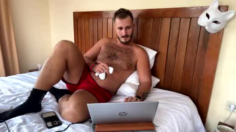 Max online show from 04.24.26