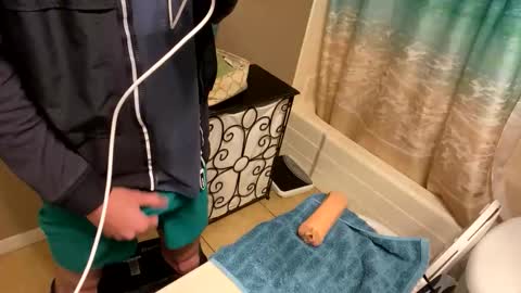 Snapshot of mrmeltyourheart chatting on 01.07.26 James online show from 01.07.26