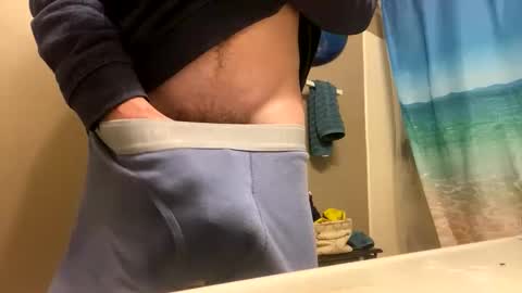 Snapshot of mrmeltyourheart chatting on 01.09.26 James online show from 01.09.26