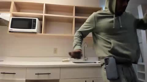 Snapshot of mromg007 chatting on 10.24.25 mromg007 online show from 10.24.25