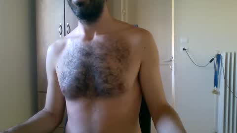 Snapshot of mrralph__90 chatting on 05.13.26 Mrralph online show from 05.13.26