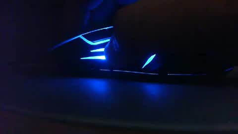 mrrodri_ online show from 10.15.25