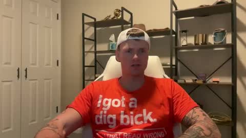 Snapshot of mrryanvoss chatting on 12.18.24 Mr Ryan Voss online show from 12.18.24