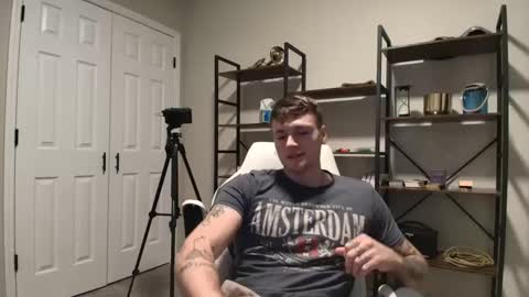 Snapshot of mrryanvoss chatting on 12.21.24 Mr Ryan Voss online show from 12.21.24