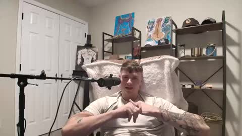 Snapshot of mrryanvoss chatting on 12.27.24 Mr Ryan Voss online show from 12.27.24