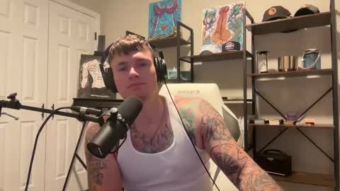 Snapshot of mrryanvoss chatting on 12.28.24 Mr Ryan Voss online show from 12.28.24