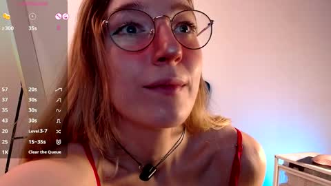 Snapshot of mrs_squirtling chatting on 05.08.26 Barbie online show from 05.08.26