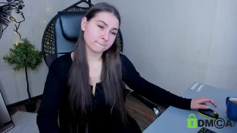 Snapshot of mrs_stella chatting on 03.31.26 mrs_stella online show from 03.31.26