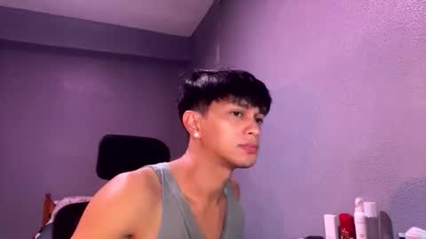 Snapshot of mrshawn95 chatting on 05.31.26 shawn online show from 05.31.26