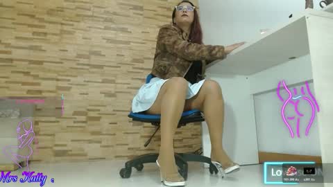 Tell me Katty  online show from 11.22.25