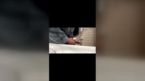 mrslowstroke209 online show from 12.05.25