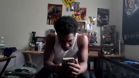 Snapshot of mrsoonicexrated chatting on 11.12.25 mrsoonicexrated online show from 11.12.25