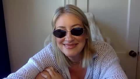 MrsPrissXO online show from 04.27.26