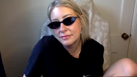 MrsPrissXO online show from 05.07.26