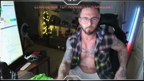 Snapshot of mrstr33tfr33k chatting on 02.21.25 mrstr33tfr33k online show from 02.21.25