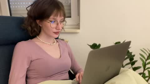 ms_christiana online show from 04.30.26