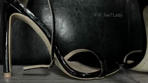 Snapshot of ms_enigma chatting on 11.09.25 Goddess. Miss. Lady. Queen. Madam Milady online show from 11.09.25