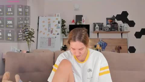 Ms ForYOU online show from 10.24.25