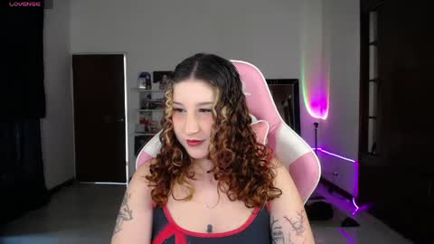 Snapshot of ms_ratuelita chatting on 05.06.26 Manuela3 online show from 05.06.26