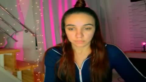 Snapshot of ms_sophiee chatting on 01.04.25 ms_sophiee online show from 01.04.25