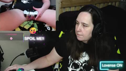 MsGamerGirl69 online show from 04.12.26