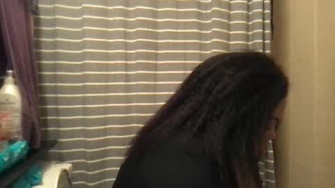 Snapshot of msjonemillion chatting on 01.22.25 Chocolate Candy Stick online show from 01.22.25