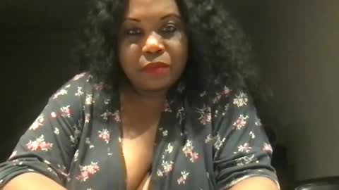 Snapshot of msjonemillion chatting on 11.13.25 Chocolate Candy Stick online show from 11.13.25