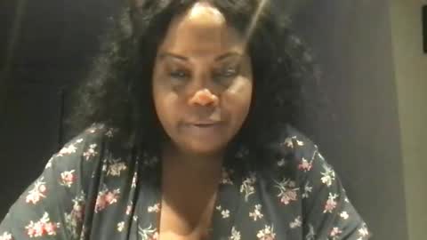 Snapshot of msjonemillion chatting on 11.18.25 Chocolate Candy Stick online show from 11.18.25