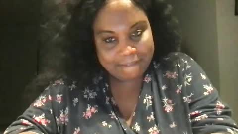 Snapshot of msjonemillion chatting on 11.22.25 Chocolate Candy Stick online show from 11.22.25