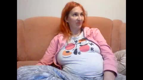 Snapshot of mss_angela chatting on 12.16.25 Mss Angela online show from 12.16.25