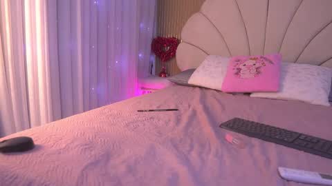 Manuela  online show from 02.21.26