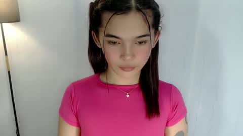 Snapshot of mstefany chatting on 12.22.24 tefany online show from 12.22.24