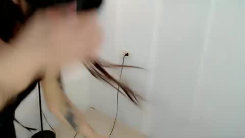 Snapshot of mstefany chatting on 12.28.24 tefany online show from 12.28.24