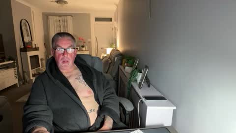 Snapshot of mtb1697 chatting on 11.01.25 mtb1697 online show from 11.01.25