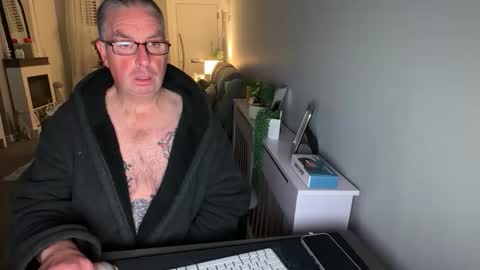 Snapshot of mtb1697 chatting on 11.25.25 mtb1697 online show from 11.25.25