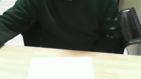 Snapshot of mtwpaul chatting on 11.26.25 mtwpaul online show from 11.26.25