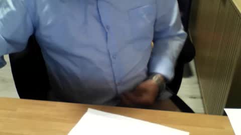 Snapshot of mtwpaul chatting on 04.22.26 mtwpaul online show from 04.22.26