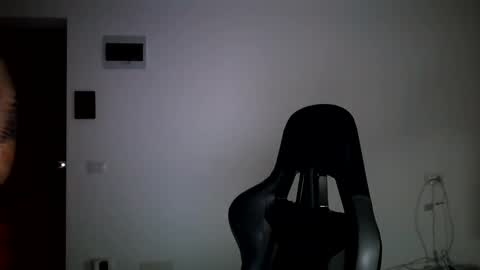 Snapshot of mu5clemania chatting on 01.25.25 Victor online show from 01.25.25