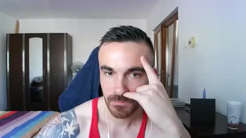 Snapshot of mu5clemania chatting on 11.13.25 Victor online show from 11.13.25