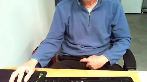 Snapshot of mucfag chatting on 03.10.25 mucfag online show from 03.10.25