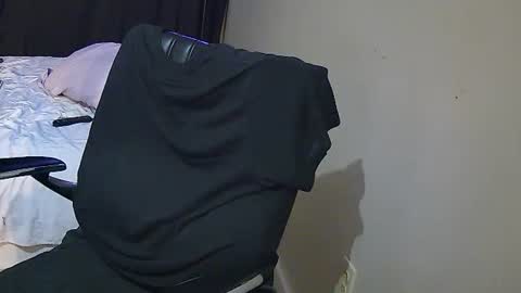 Muffdiver online show from 01.08.25