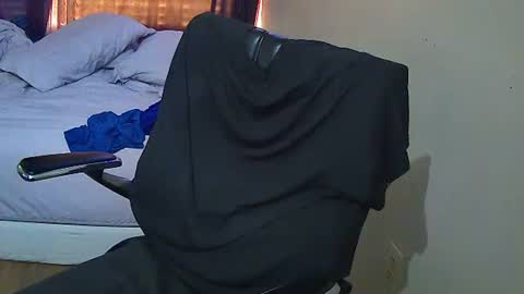 Muffdiver online show from 02.17.25