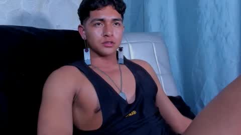 muichiro tokito1 online show from 12.20.24