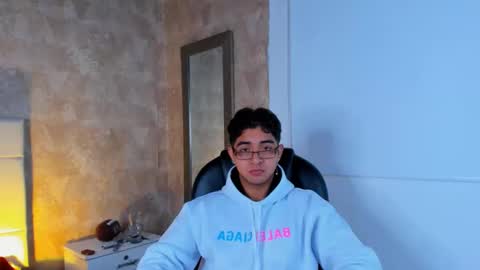 muichiro tokito1 online show from 12.31.24