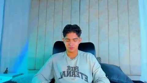 muichiro tokito1 online show from 01.28.25