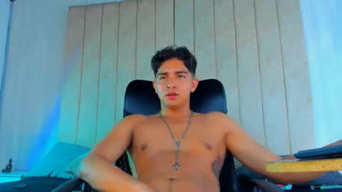 muichiro tokito1 online show from 01.28.25